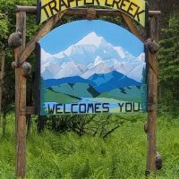 Trapper Creek Welcomes You sign