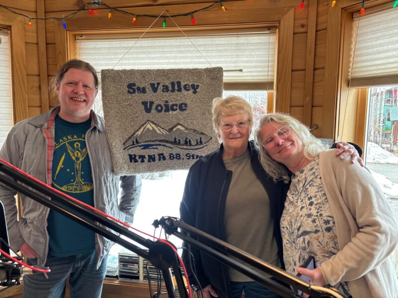 Su Valley Voice for April 23, 2026: Dudes and Divas